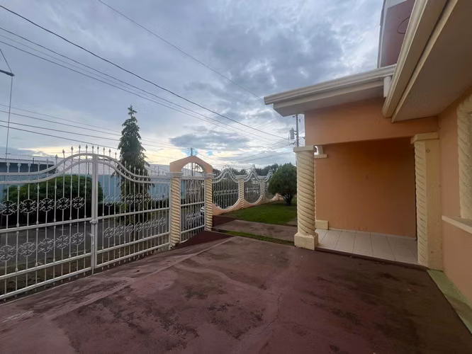  CASA EN VENTA | KM 14 CARRETERA A MASAYA, VERACRUZ - Imagen 2