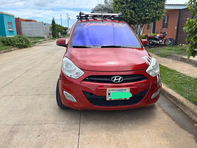 Vendo Hyundai I10 año 2014  - Imagen 2