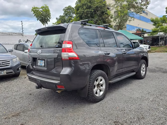TOYOTA LAND CRUISER PRADO 2015 MECÁNICA 4x4