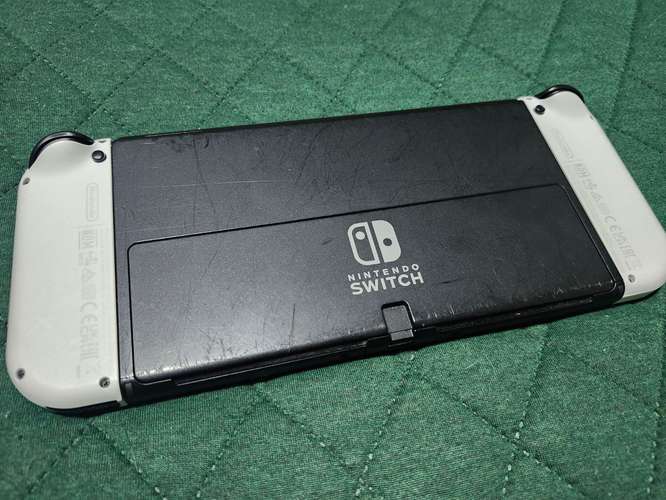 NINTENDO SWITCH OLED WHITE EN CAJA - Imagen 4