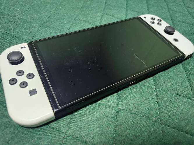 NINTENDO SWITCH OLED WHITE EN CAJA - Imagen 3