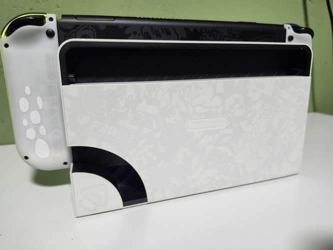 NINTENDO SWITCH OLED EDICIÓN ESPECIAL SPLATOON 3 - Imagen 4