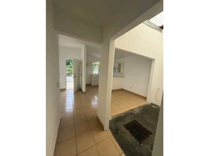  CASA EN RESIDENCIAL MONTECIELO - HM - Imagen 3