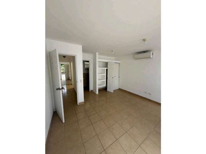  CASA EN RESIDENCIAL MONTECIELO - HM - Imagen 9