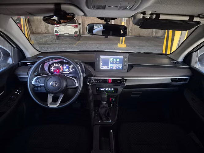 Toyota Yaris 2026 Automatico Seminuevo