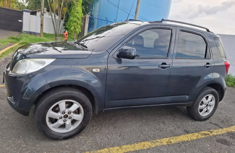 Lindo jeep daihatsu terios 4x4