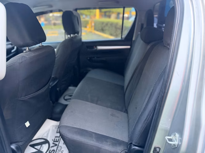 Toyota Hilux 2018 sr  - Imagen 13