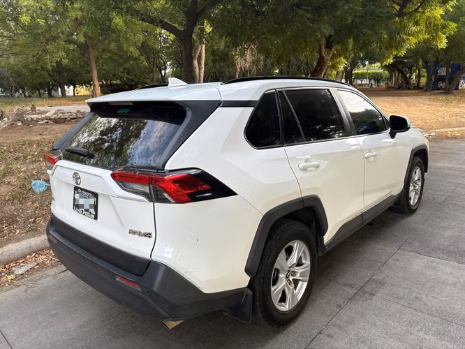 TOYOTA RAV4 2021 UNICO DUEÑO  - Imagen 9