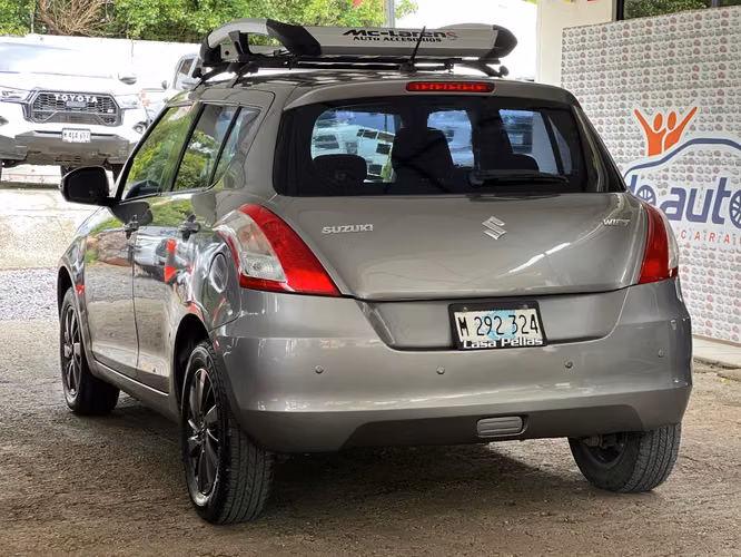 SUZUKI SWIFT AÑO 2018 - Imagen 4