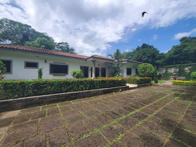 AP-Vendo casa en Carretera Vieja Leon km 12.8 - Imagen 5
