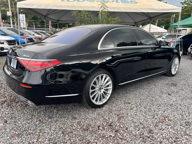 MERCEDES BENZ S500 AÑO 2022