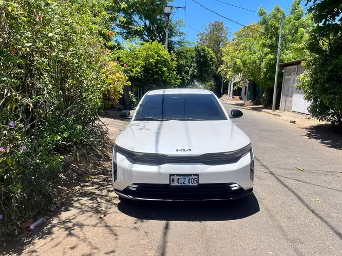 Kia K3 2025, condicion como nueva.