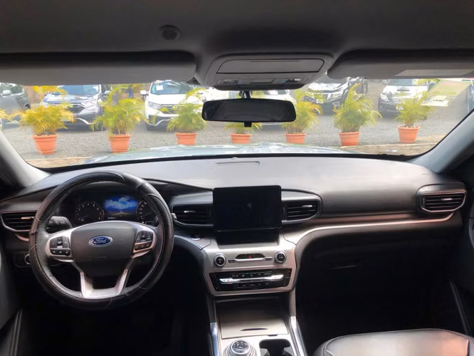 Ford Explorer XLT 2021