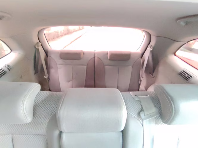 Hyundai Santa Fe 2008 / Diesel 3 Filas, Económica, Donde esta y como está! - Imagen 12