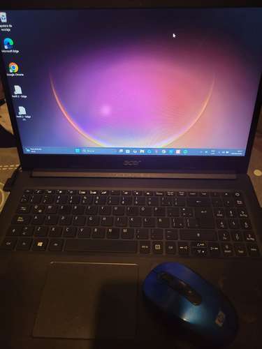 Laptop acer vendo para ya