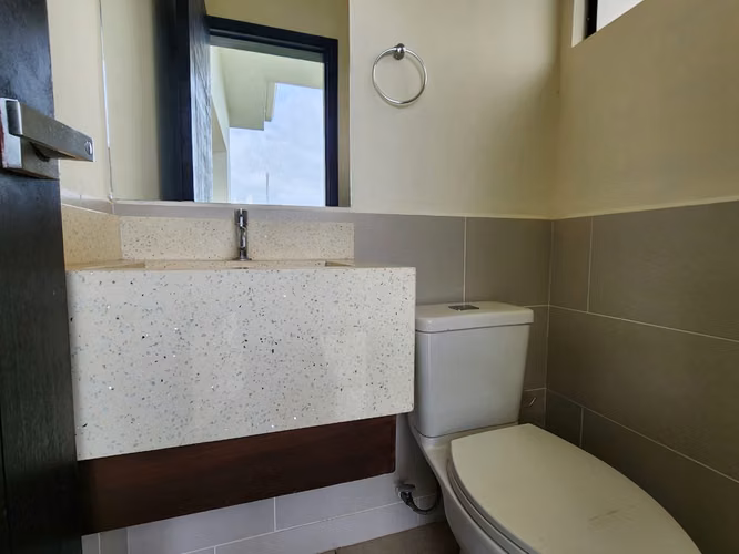  Casa de una planta en renta en Residencial Sierritas de Santo Domingo, Managua – US$ 1,500 - Imagen 4