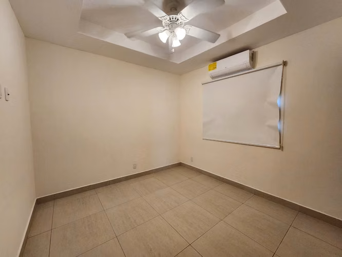  Casa de una planta en renta en Residencial Sierritas de Santo Domingo, Managua – US$ 1,500 - Imagen 6