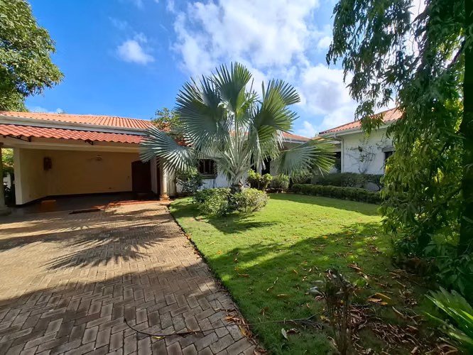 GG !! Venta, casa en Carretera Sur con 1705 Vr2 !! - Imagen 17