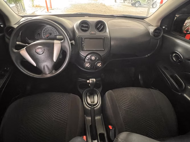 NISSAN VERSA AÑO 2022