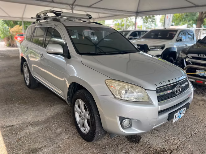 TOYOTA RAV4 AÑO 2012 - Imagen 2