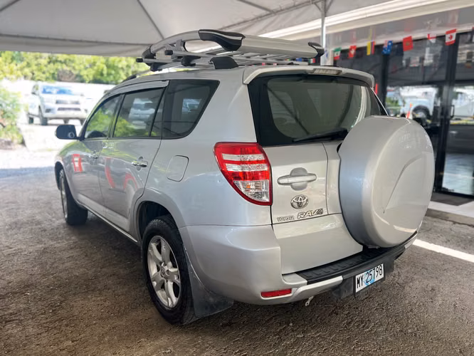 TOYOTA RAV4 AÑO 2012 - Imagen 3