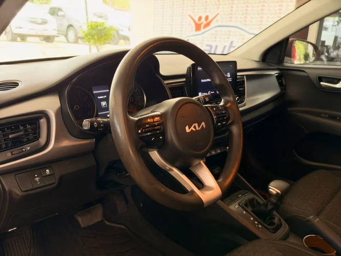 KIA RIO LIMITED AÑO 2022 - Imagen 7
