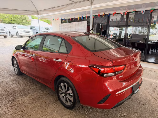 KIA RIO LIMITED AÑO 2022 - Imagen 3