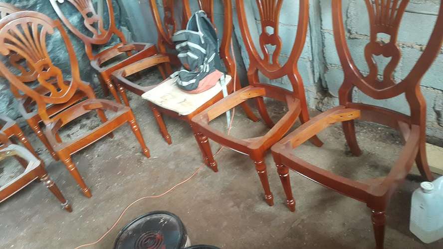 Fabricación y reparación de muebles según catálogo todo tipo de madera y materiales pre fabricados 