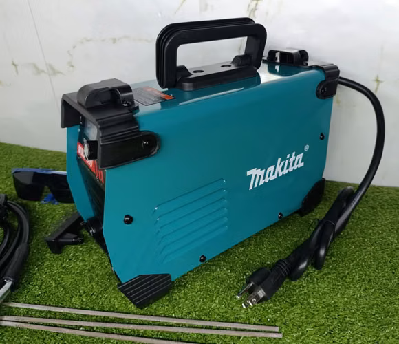 Soldador Inverter Makita de 500 Amperios    - Imagen 4