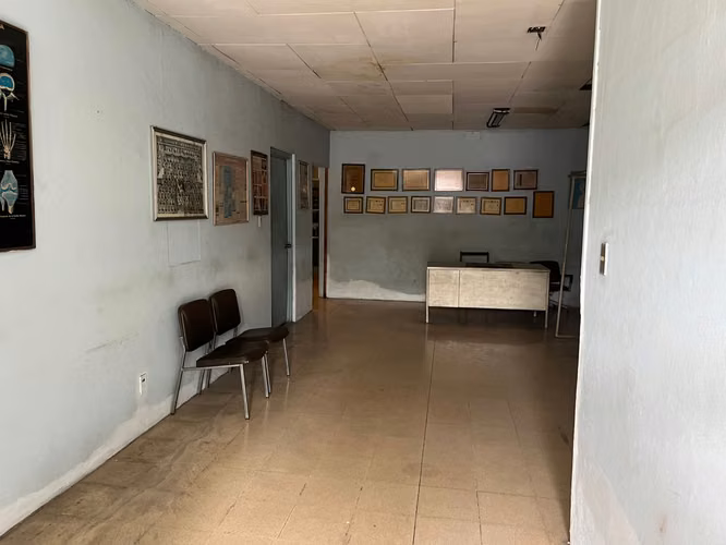 VENTA O RENTA LOCAL COMERCIAL - CALLE PRINCIPAL LAS PALMAS - Imagen 12