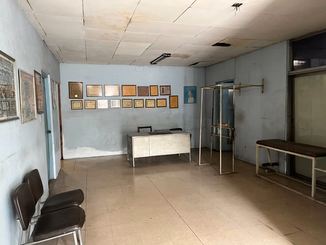 VENTA O RENTA LOCAL COMERCIAL - CALLE PRINCIPAL LAS PALMAS - Imagen 13