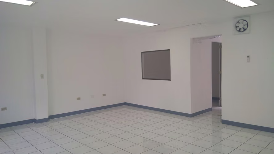 OFICINAS EN RENTA SECTOR METROCENTRO - UCA - Imagen 4