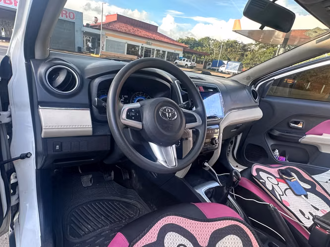 Se vende Toyota Rush 2020 - Imagen 6