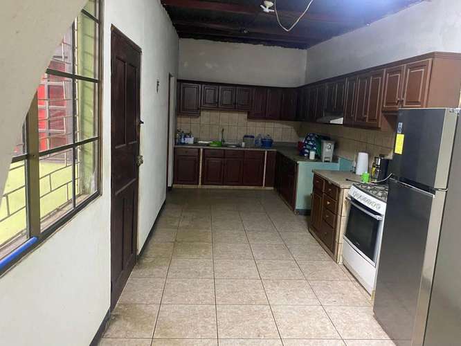Bonita Casa en Rubenia - Imagen 3
