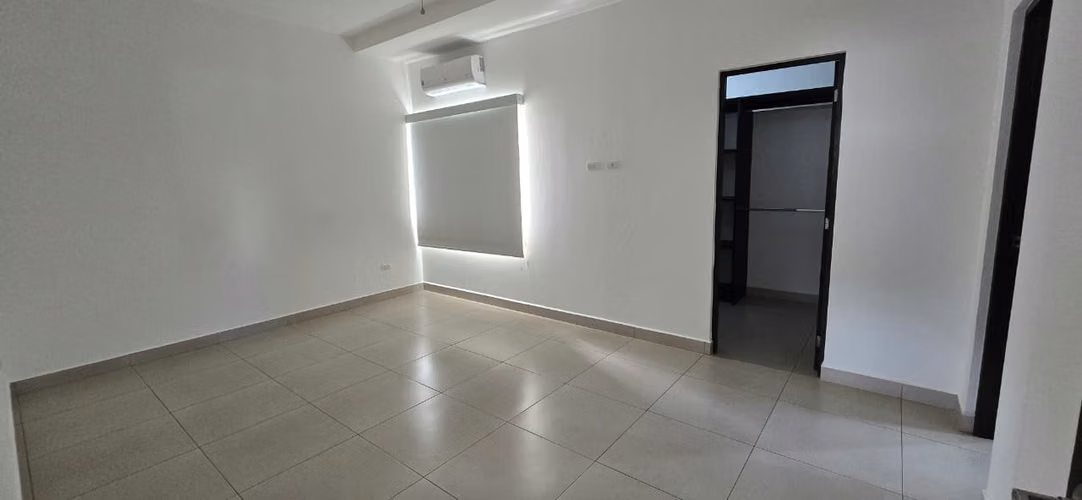 RENTA CASA EN CONDOMINIO MUSCARI !LAM - Imagen 5