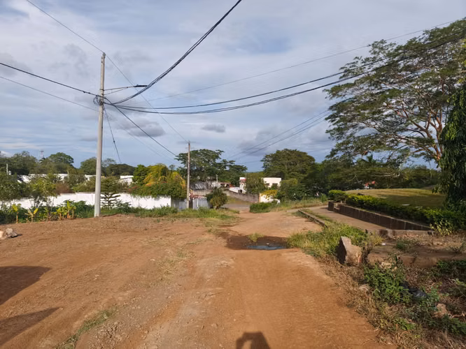 VENTA DE TERRENO 1475 VARAS  EN RESIDENCIAL KM 10.5 CARRETERA MASAYA!LAM - Imagen 3