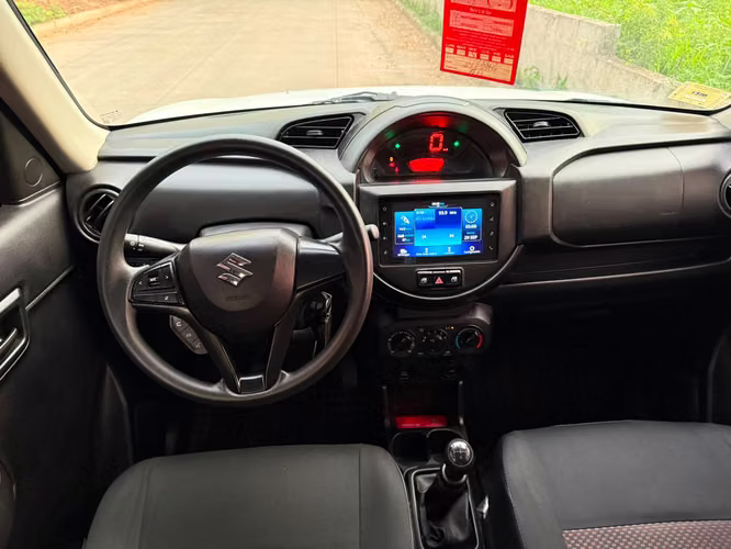 Suzuki S-presso año 2025