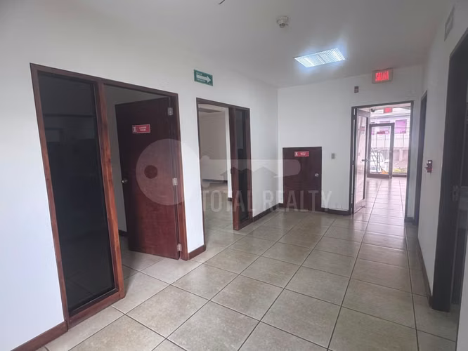 Oficina en alquiler en Los Robles - Imagen 7