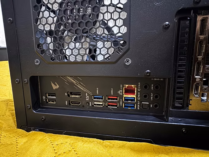 Pc Gama Media - Ryzen 5 5600 y Nvidea RTX 4060 8GB - Imagen 6