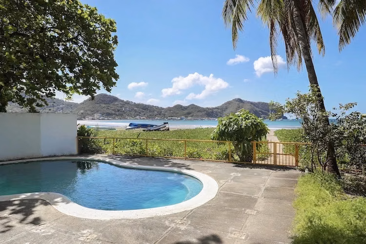 Spacious Sunlit Beachfront Home in San Juan del Sur, Nicaragua - Imagen 7