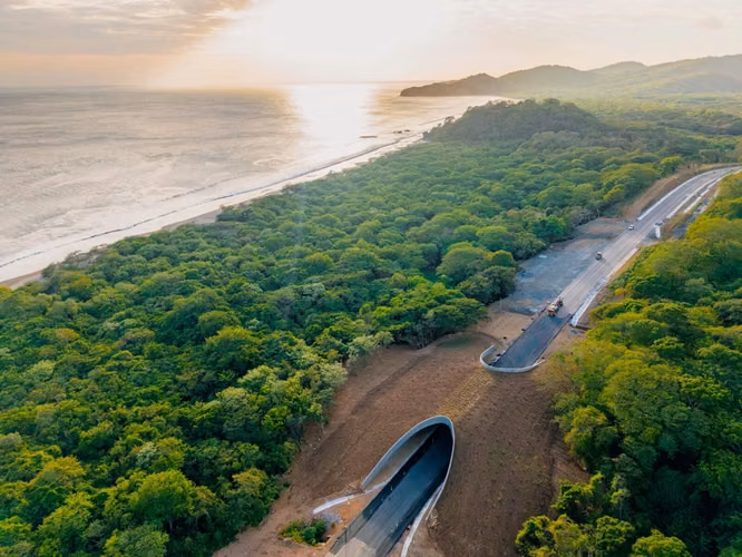 28 Acre Pacific Beachfront Development Parcel in Tola, Nicaragua - Imagen 9