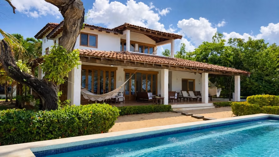 Beachfront Estate at Hacienda Iguana in Tola, Nicaragua - Imagen 4