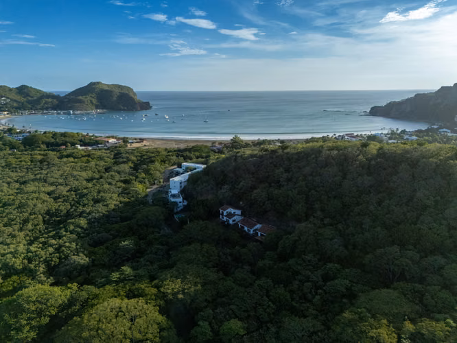 Condo Montemar   Coastal Condo for Sale Near the Beach - Imagen 3