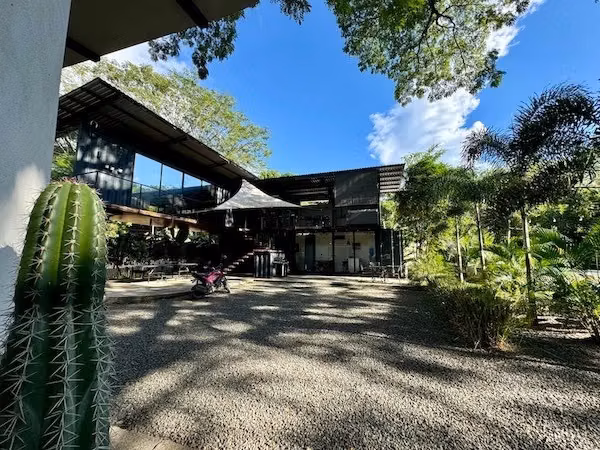 Luxury Container Home for Sale in San Juan del Sur, Nicaragua - Imagen 16