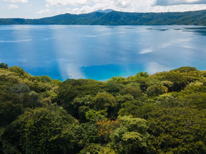 House with Dorm Rooms for Sale in Laguna de Apoyo, Nicaragua   Investment Opportunity - Imagen 2