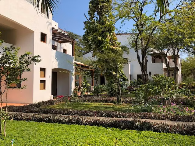 Townhouse 17   Beachfront Property for Sale in Playa El Coco, Nicaragua - Imagen 2