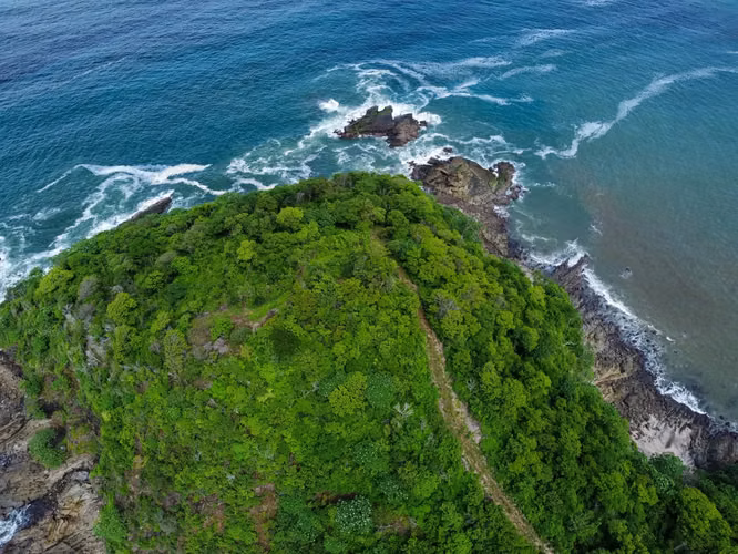 12 Acre Oceanfront Property   Prime Development Opportunity in San Juan del Sur, Nicaragua - Imagen 2