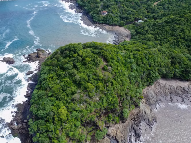 12 Acre Oceanfront Property   Prime Development Opportunity in San Juan del Sur, Nicaragua - Imagen 6
