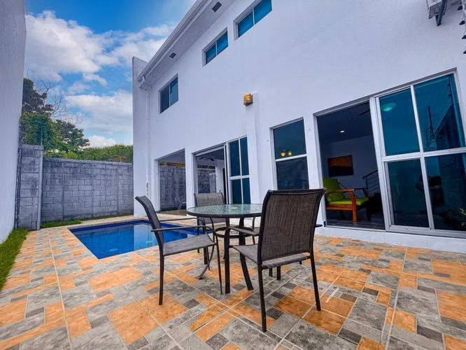 Townhouse 11   Modern Townhome for Sale in San Juan del Sur, Nicaragua - Imagen 2