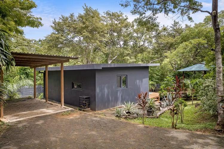 Modern 1 Bedroom Home with Pool for Sale in Santa Isabel, Nicaragua - Imagen 11